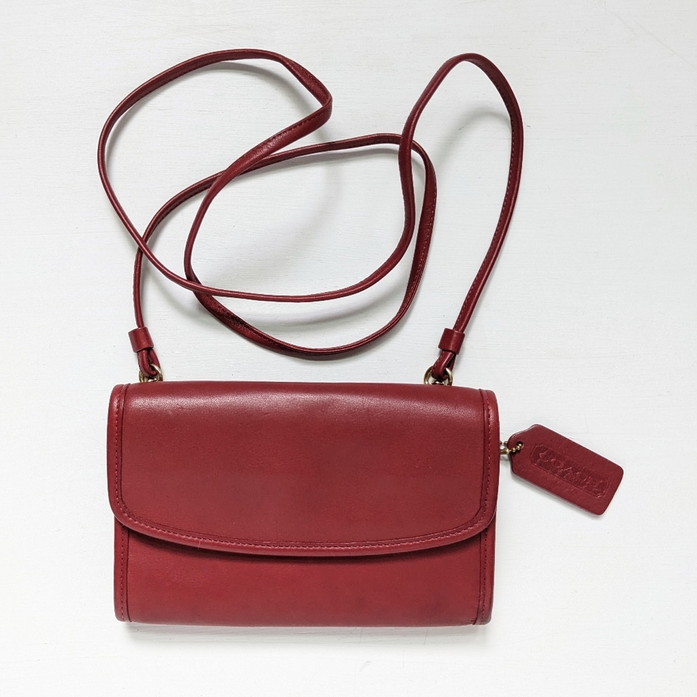 Coach Vintage Red Leather Envelope Swing Wallet Crossbody Bag Purse 4873